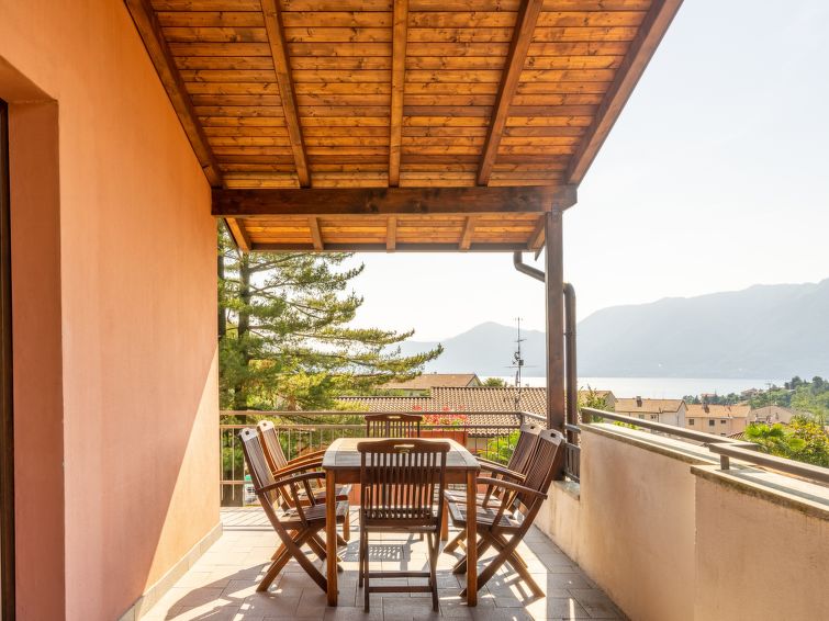 Foto van exterieur van Appartement Luino