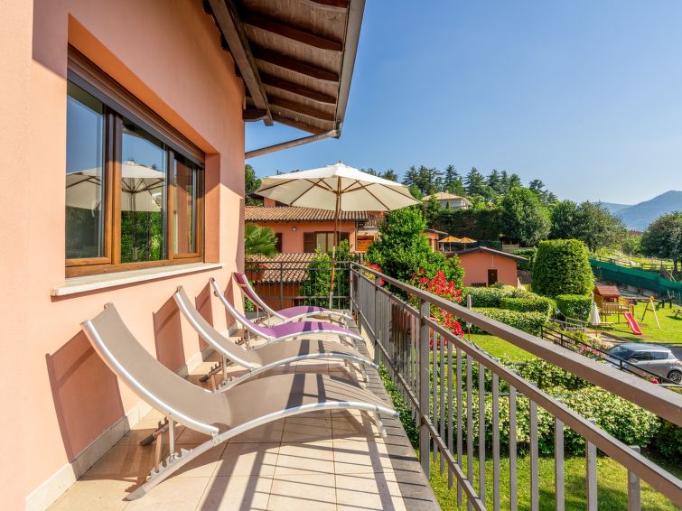 Foto van exterieur van Appartement Luino