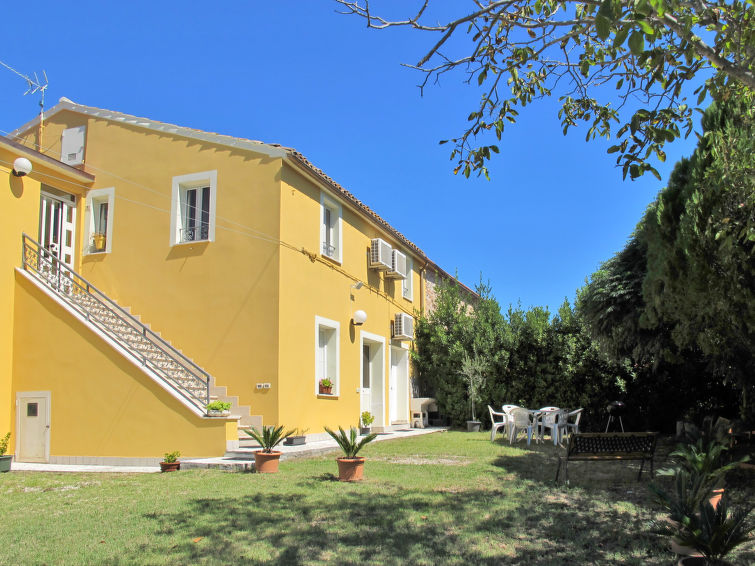 Foto van exterieur van Vakantiehuis Ripatransone
