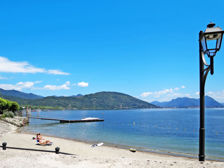 Foto van omgeving van Vakantiehuis Baveno