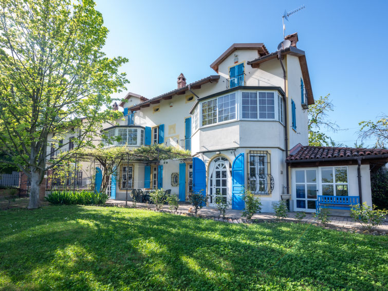 Foto van exterieur van Vakantiehuis San Damiano d'Asti