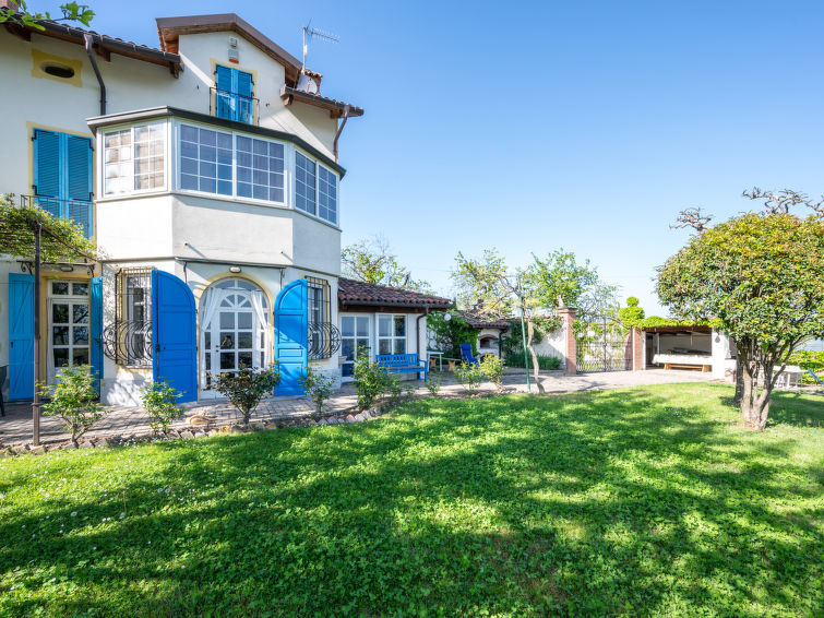 Foto van exterieur van Vakantiehuis San Damiano d'Asti