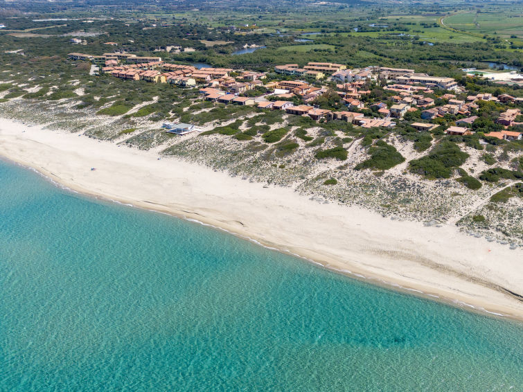 Foto van omgeving van Vakantiehuis Badesi