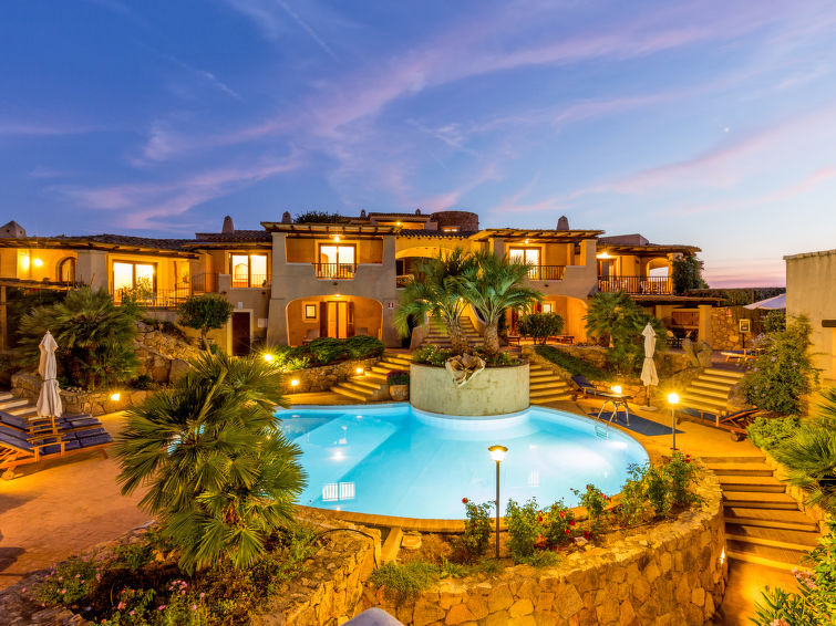 Foto van exterieur van Vakantiehuis Porto San Paolo