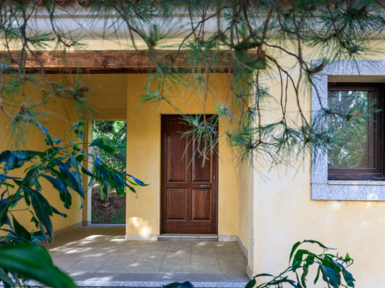 Foto van exterieur van Vakantiehuis Badesi