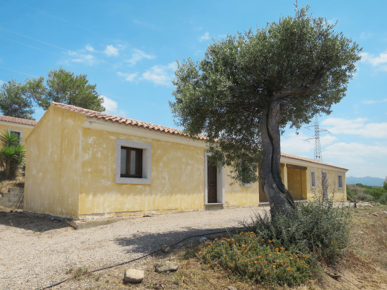 Foto van exterieur van Vakantiehuis Badesi