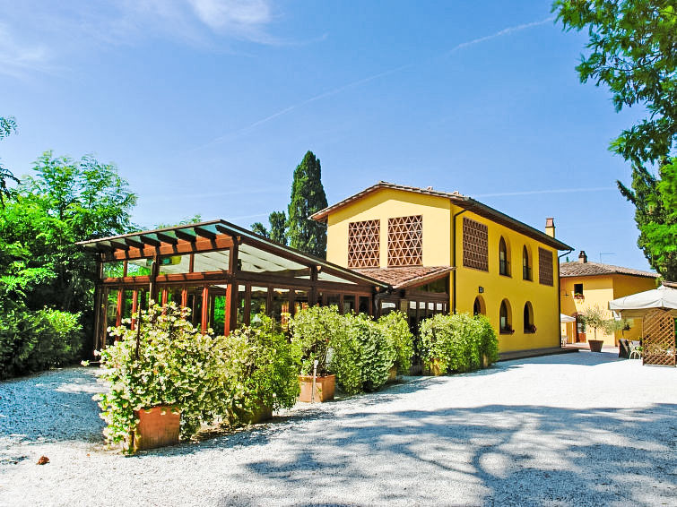 Foto van exterieur van Vakantiehuis Montopoli in Valdarno