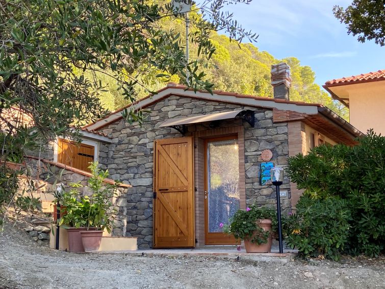 Foto van exterieur van Vakantiehuis Castellina Marittima