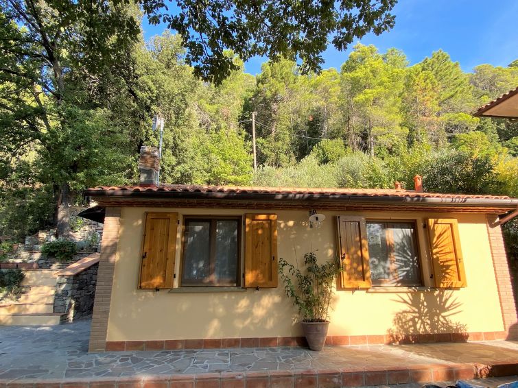 Foto van exterieur van Vakantiehuis Castellina Marittima