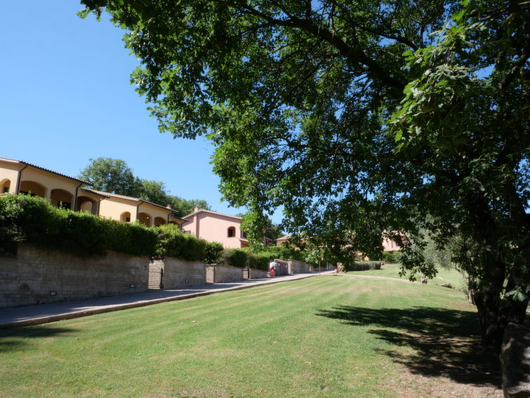 Ontsnap naar de Rust van Thermae Villa 34 in Het Hart van Ma... | Out! Vakantiehuizen