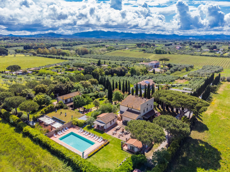 Foto van exterieur van Appartement Cecina