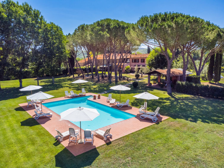 Ontsnap naar Appartement Rossogiallo in het Hart van Toscane | Out! Vakantiehuizen