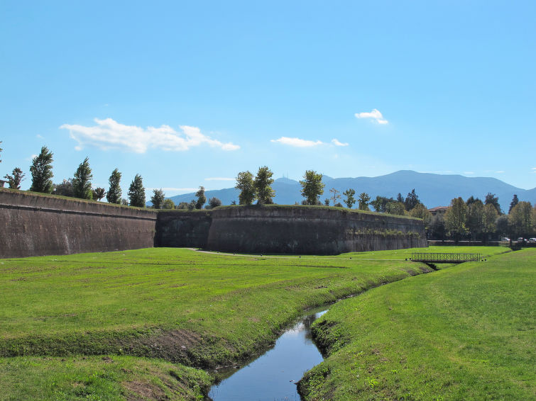 Foto van omgeving van Vakantiehuis Lucca