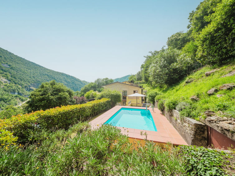 Foto van exterieur van Vakantiehuis Seravezza