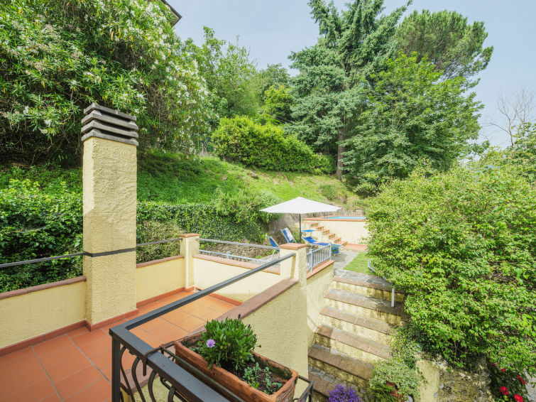 Foto van exterieur van Vakantiehuis Seravezza