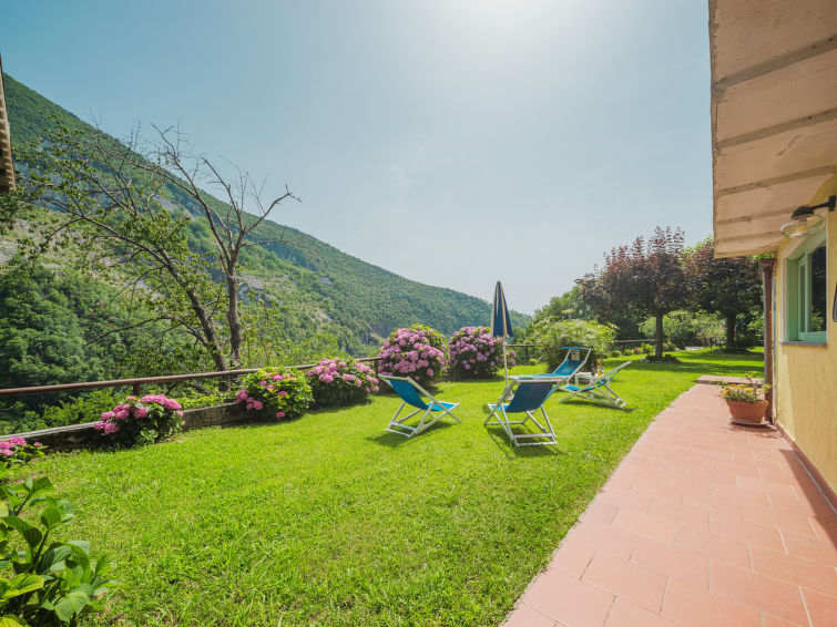 Foto van exterieur van Vakantiehuis Seravezza
