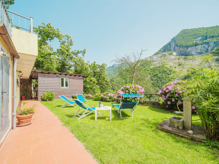Foto van exterieur van Vakantiehuis Seravezza