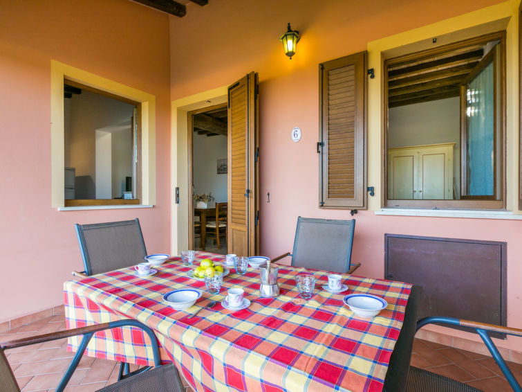 Foto van exterieur van Vakantiehuis Scarlino