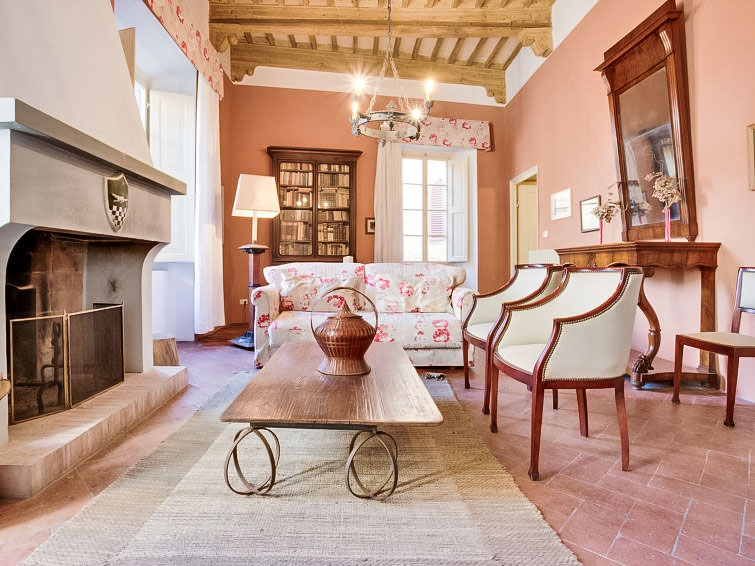 Comfortabel Appartement San Girolamo in het Hart van San Gim... | Out! Vakantiehuizen
