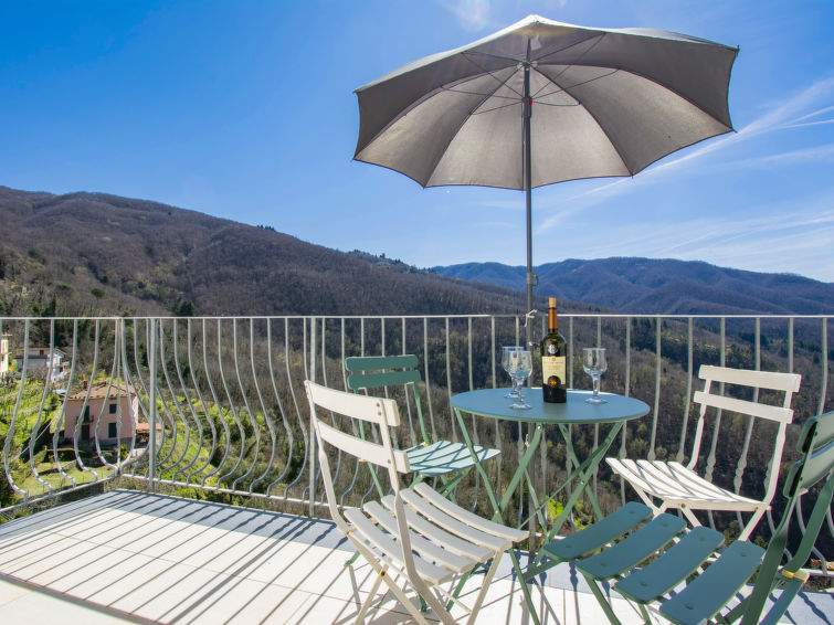 Vakantiehuis Kenzo in Bagni di Lucca - Ontdek de Toscaanse C... | Out! Vakantiehuizen