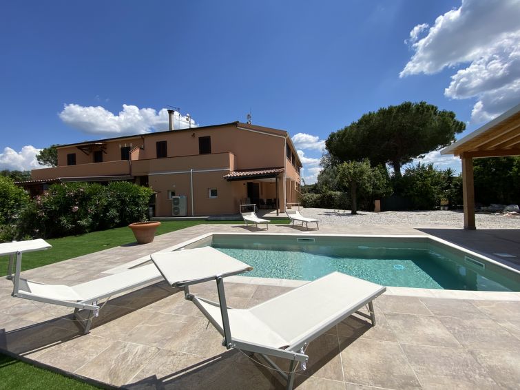 Foto van exterieur van Vakantiehuis Cecina