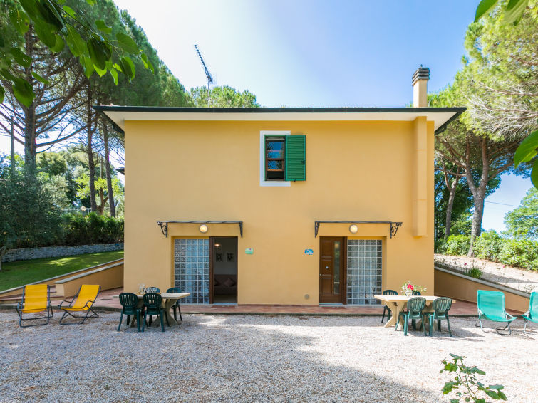 Foto van exterieur van Vakantiehuis Casale Marittimo