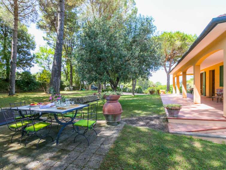 Foto van exterieur van Vakantiehuis Casale Marittimo