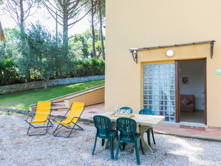 Foto van exterieur van Vakantiehuis Casale Marittimo