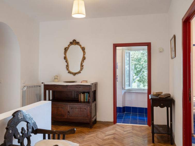 Ontdek de Rustieke Schoonheid van Borgo Castagnoli in Toscane | Out! Vakantiehuizen
