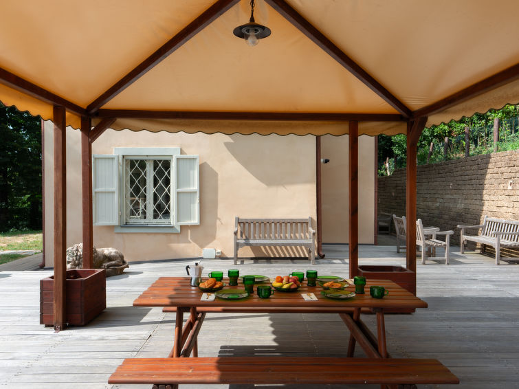 Foto van exterieur van Vakantiehuis Buti