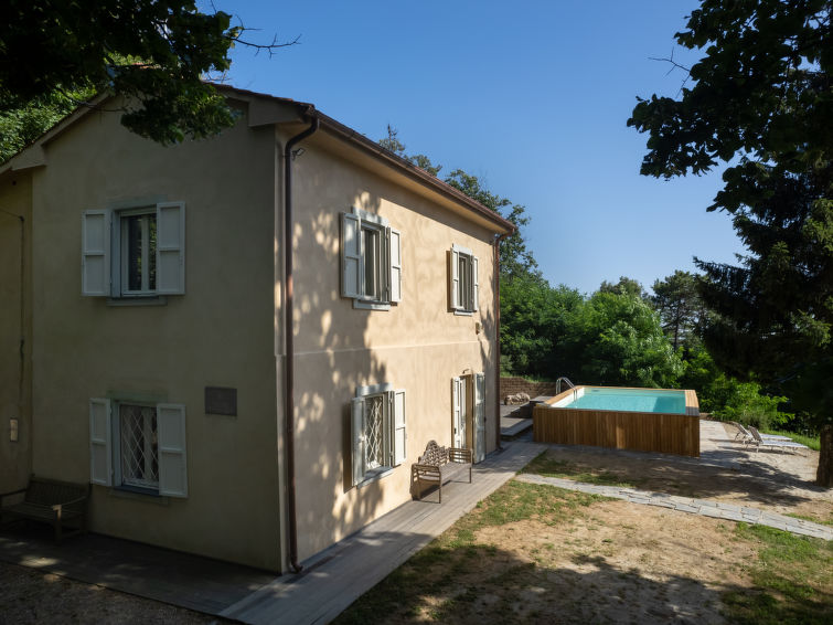 Foto van exterieur van Vakantiehuis Buti
