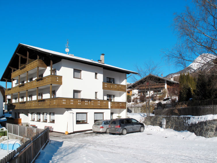 Foto van exterieur van Vakantiehuis St Valentin/San Valentinoin de winter