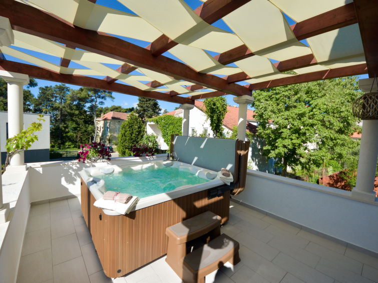 Gezellig Vakantiehuis Bila Vila in Zadar, Kroati | Out! Vakantiehuizen