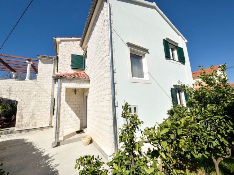 Foto van exterieur van Vakantiehuis Zadar