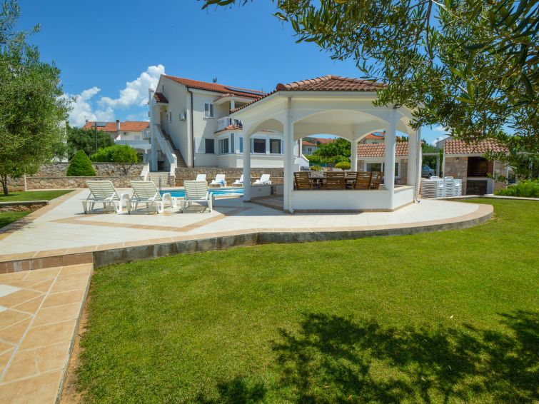 Foto van exterieur van Appartement Vodice/Tribunj