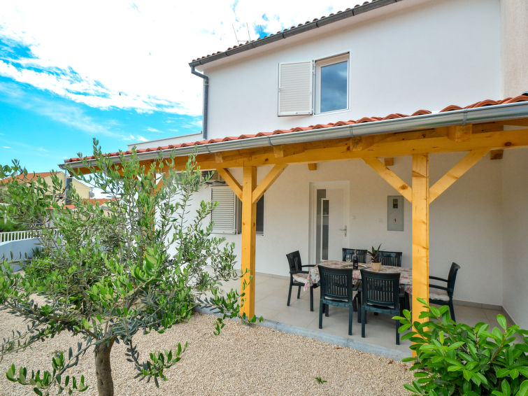Foto van exterieur van Vakantiehuis Vodice/Tribunj