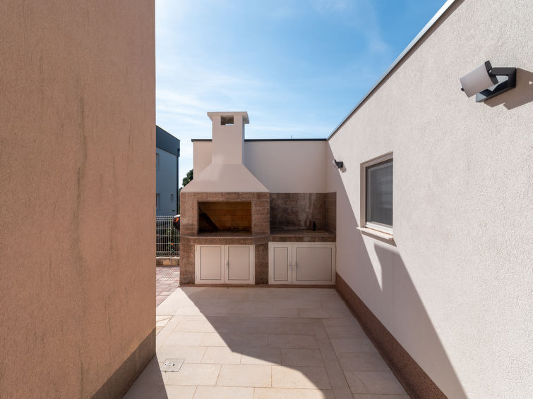 Foto van exterieur van Appartement Trogir/Okrug Gornji