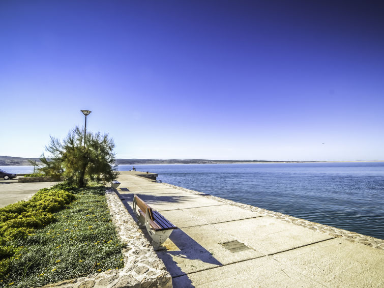 Foto van omgeving van Appartement Starigrad-Paklenica
