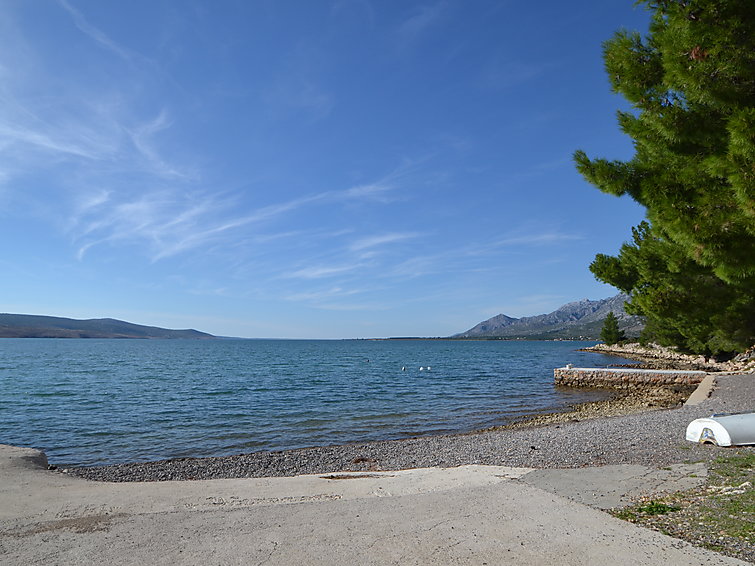 Foto van exterieur van Vakantiehuis Rovanjska