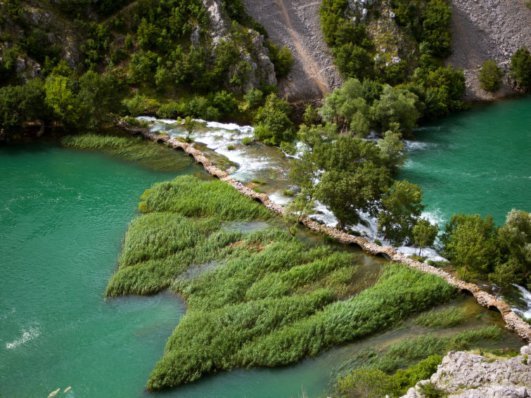 Foto van omgeving van Vakantiehuis Obrovac