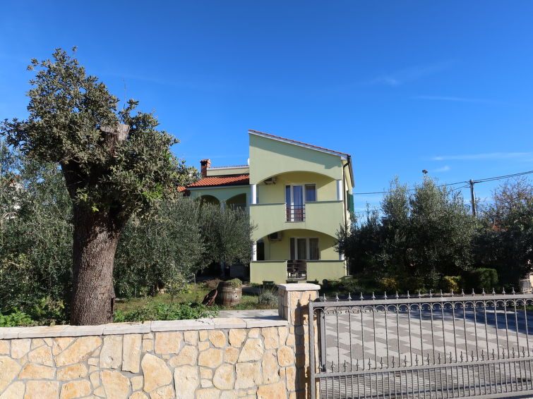 Foto van exterieur van Appartement Vrsi