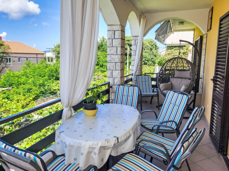 Foto van exterieur van Appartement Biograd na Moru