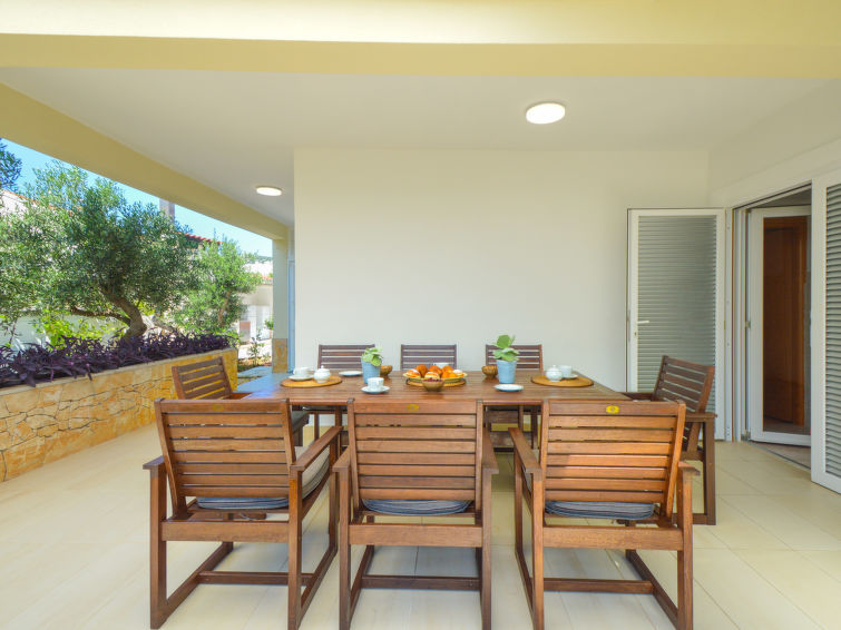 Foto van exterieur van Vakantiehuis Vodice/Tribunj