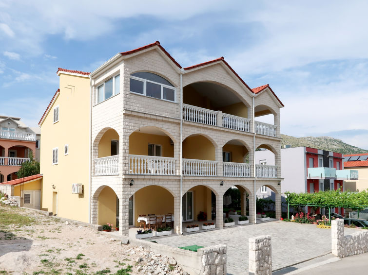 Foto van exterieur van Appartement Sibenik