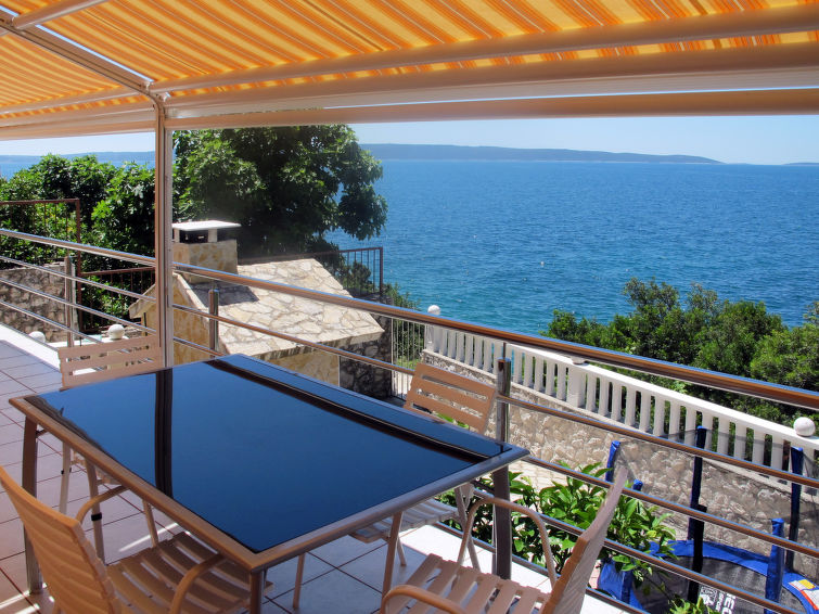 Ontdek Appartement Giljo: Uw Droomverblijf aan Zee in Trogir | Out! Vakantiehuizen