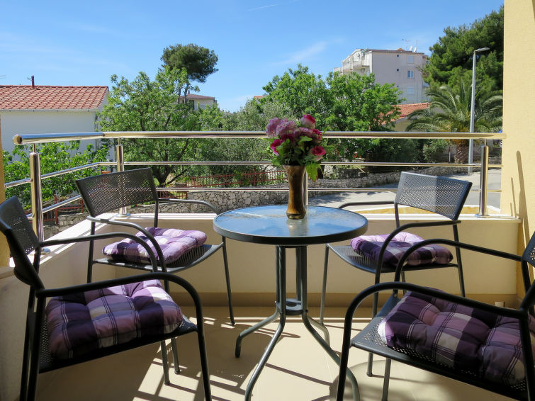 Comfortabel Appartement Andjelka in Rustig Trogir | Out! Vakantiehuizen