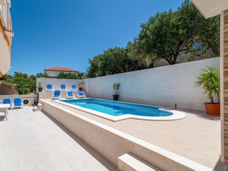 Foto van exterieur van Appartement Trogir/Arbanija