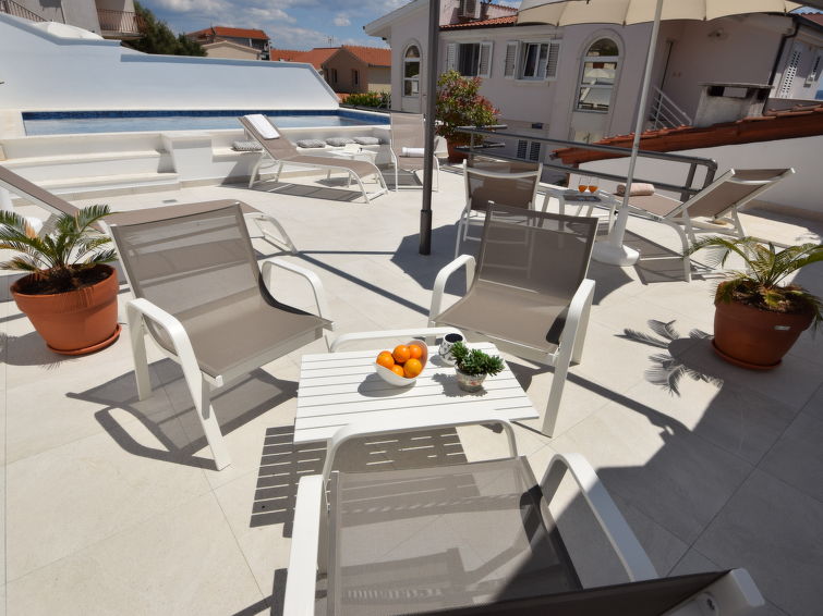 Foto van exterieur van Appartement Trogir/Okrug Gornji