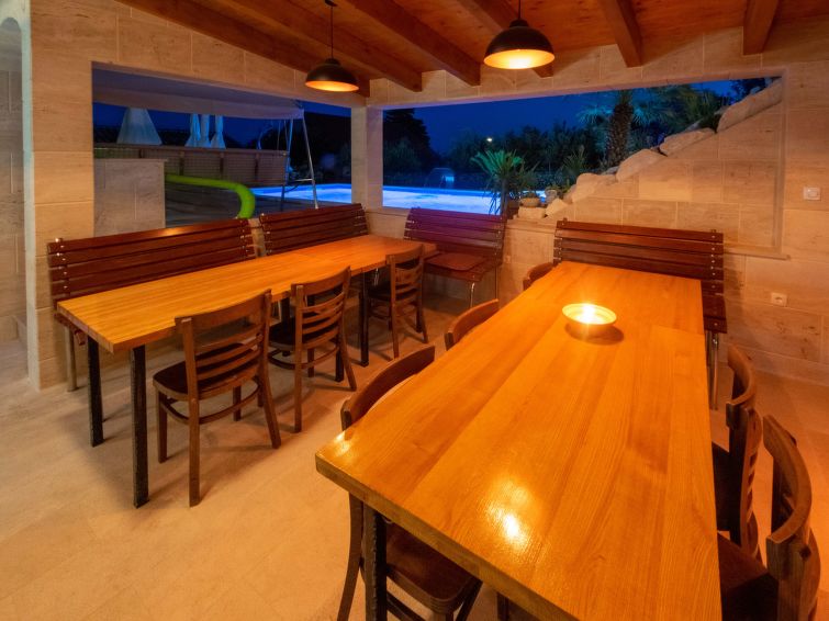 Foto van exterieur van Appartement Trogir/Okrug Gornji