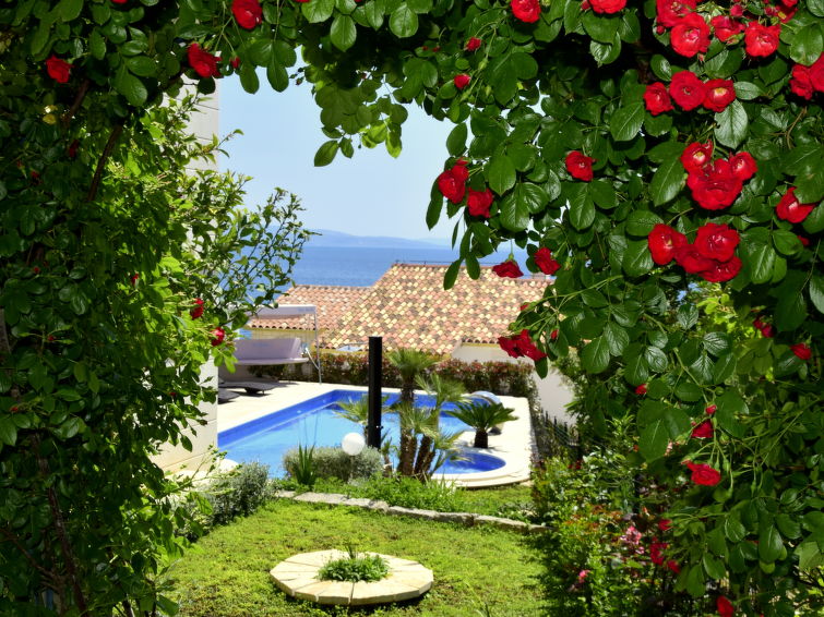 Foto van exterieur van Appartement Trogir/Okrug Gornji